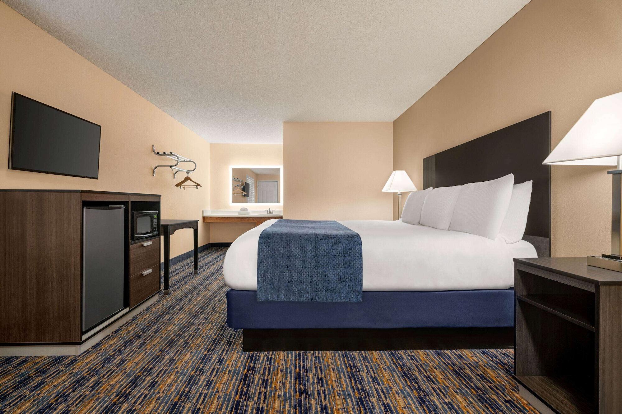 Hotel Super 8 By Wyndham Lindsay Olive Tree Exterior foto